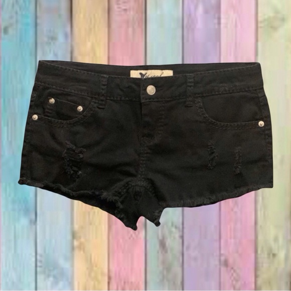 Wet Seal Pants - Wet Seal Black Distressed Frayed Hem Jean Shorts
